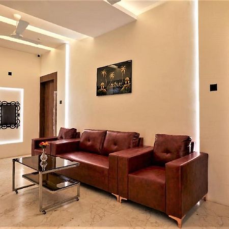 Hotel Rose Gold Ahmednagar Esterno foto