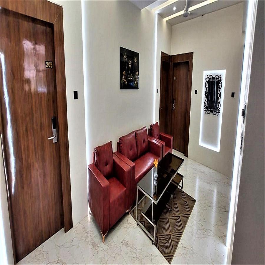 Hotel Rose Gold Ahmednagar Esterno foto