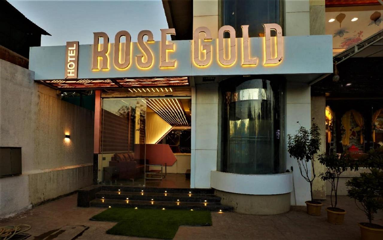 Hotel Rose Gold Ahmednagar Esterno foto