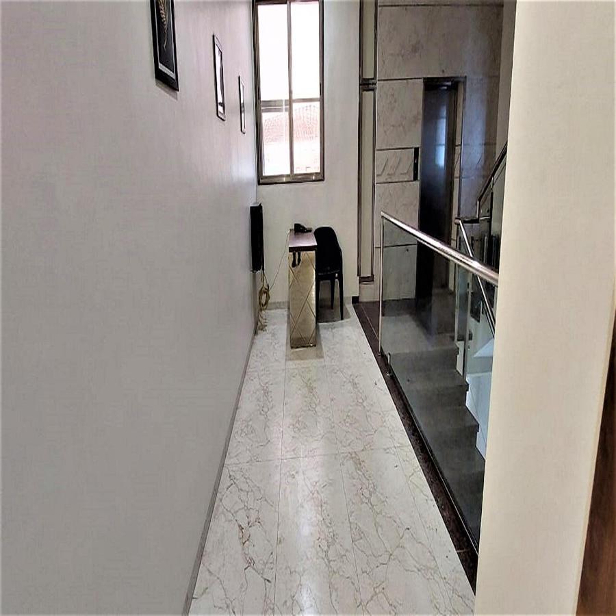 Hotel Rose Gold Ahmednagar Esterno foto